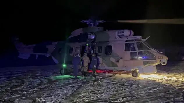 Hasan Dağı'nda düşerek yaralanan dağcı helikopterle kurtarıldı
