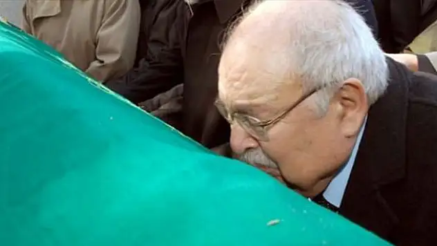 Hasan Pulur hayatını kaybetti