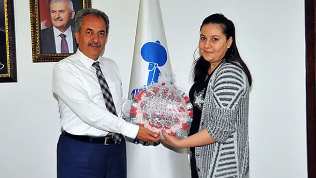 Hastalığından kurtuldu, Başkan Akkaya'ya teşekkür ziyaretine gitti