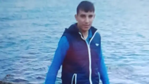 Hatay'da 25 yaşındaki genç serinlenmek için girdiği gölette boğuldu
