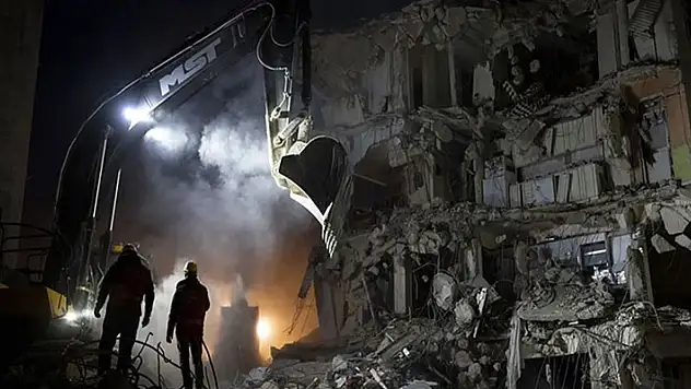 Hatay'da 6,4 büyüklüğünde deprem