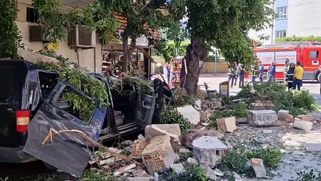 Hatay'da bir restoranda tüp patladı

