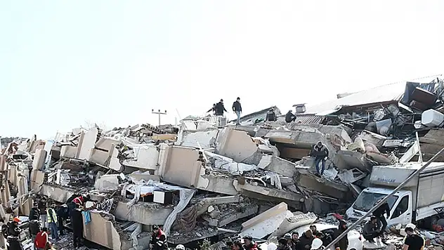 Hatay'da depremde 43 bloku yıkılan 600 Evler Sitesi'nin zemin etüt raporu yokmuş
