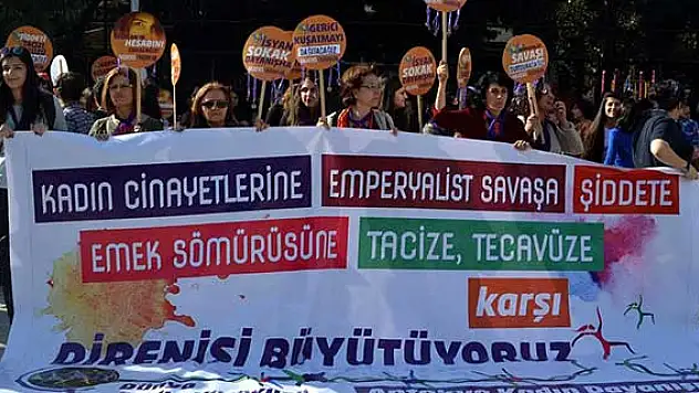 Hatay'da, ''Dünya Kadın Yürüyüşü'' düzenlendi