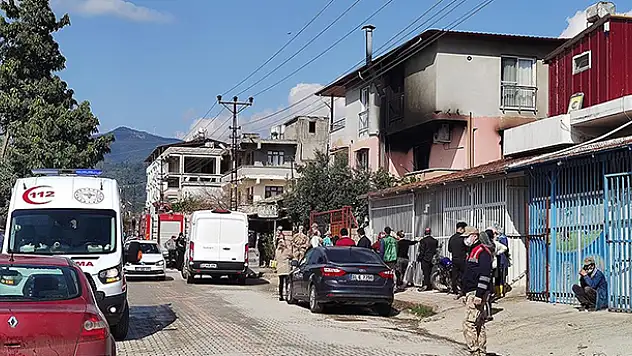Hatay'da evde çıkan yangında 2 yaşındaki ikiz kardeşler hayatını kaybetti