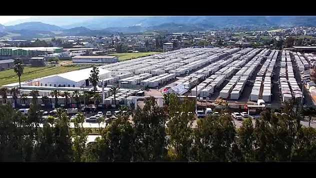 Hatay'da görev yapacak öğretmenler için 6 bin 343 konteyner kuruldu
