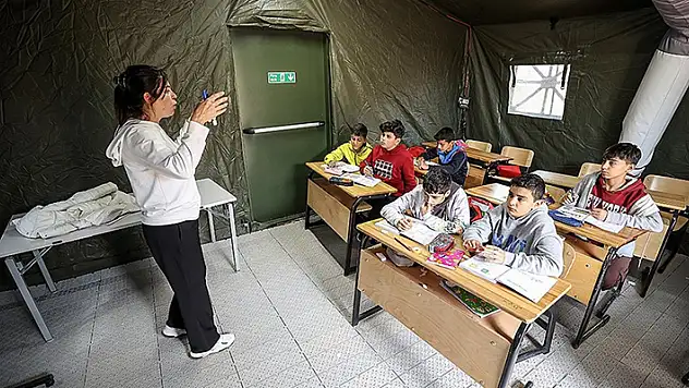 Hatay'da LGS ve YKS öğrencileri için eğitim kampüsü hazırlandı
