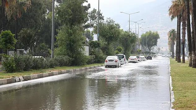Hatay'da sağanak etkili oldu
