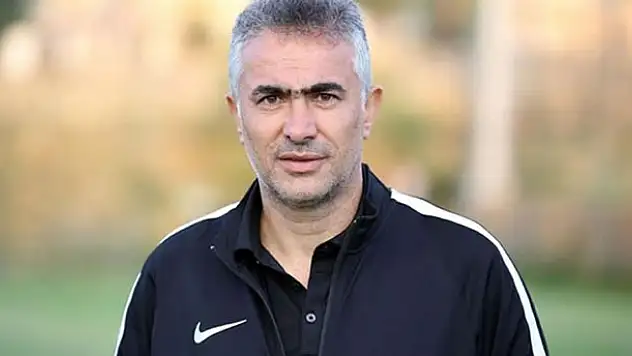 Hatayspor'da Mehmet Altıparmak ile yollar ayrıldı