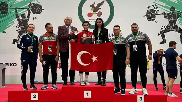 Hatice Açıkgöz Avrupa ikincisi