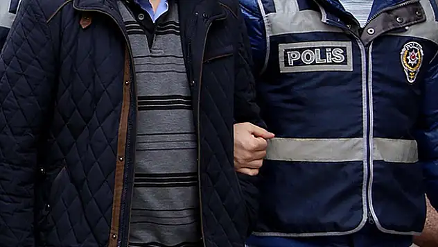 Hava Kuvvetlerindeki askeri personele FETÖ operasyonu