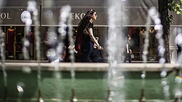 Hava sıcaklıkları mevsim normallerinin üzerinde seyretmeye devam edecek
