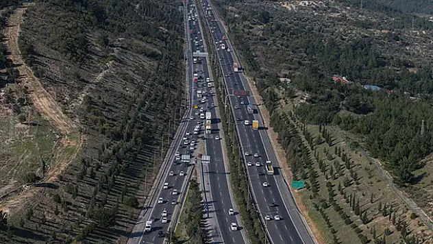 Havadan trafik denetimlerinde 13 bin 613 kural ihlali belirlendi