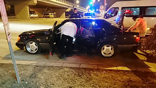 Havaya ateş eden şüpheliler polisten kaçamadı