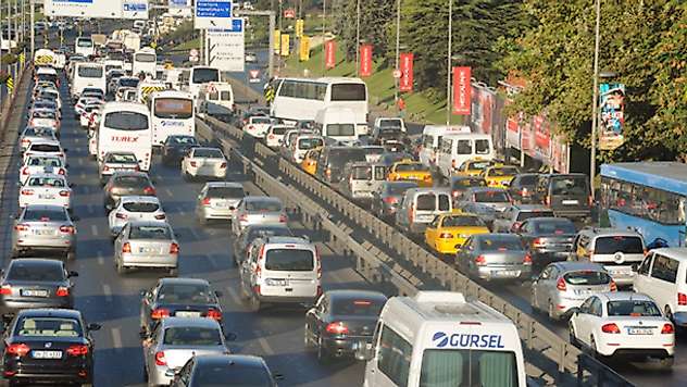 Havayı en çok dizel ve benzinli araçlar kirletiyor