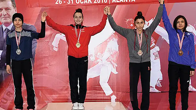Havva Nur'dan büyük başarı