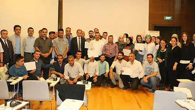 Hayata Fırsat Projesi kursiyerleri sertifika heyecanı yaşadı