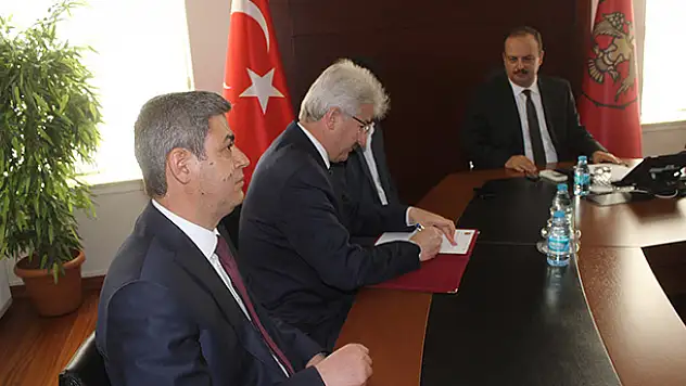 Hayırsever vatandaştan Karapınar'a okul