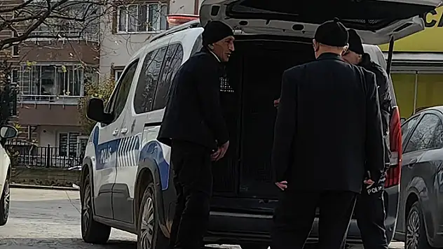 Hayırsız evlat 'pes' dedirtti! Babasına ait daireyi soydu