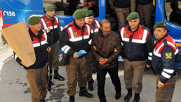 Hayvan otlatma yeri cinayetinin zanlısı adliyeye sevk edildi