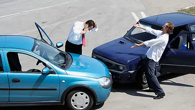 Hazine'den trafik sigortasında şirketlere son şans
