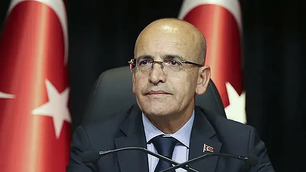 Hazine ve Maliye Bakanı Şimşek, ekonomi gündemini değerlendirdi
