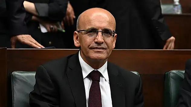 Hazine ve Maliye Bakanı Şimşek ekonomi programının üç temel bileşenini açıkladı
