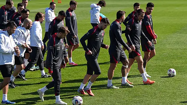 Hazırlıklar tamam! A Milliler maç saatini bekliyor