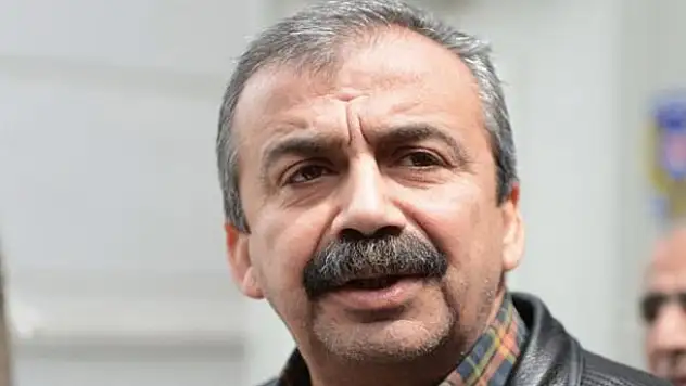 HDP'li Sırrı Süreyya Önder tutuklandı!