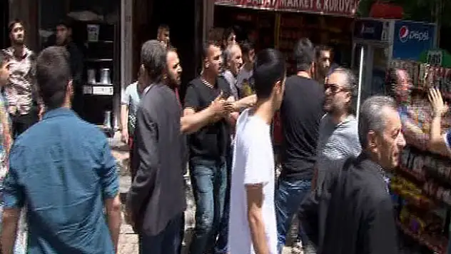 HDP'lileri Sur esnafından polis korudu