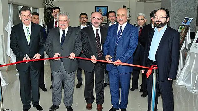 Hem tıp profesörü hem profesyonel fotoğrafçı