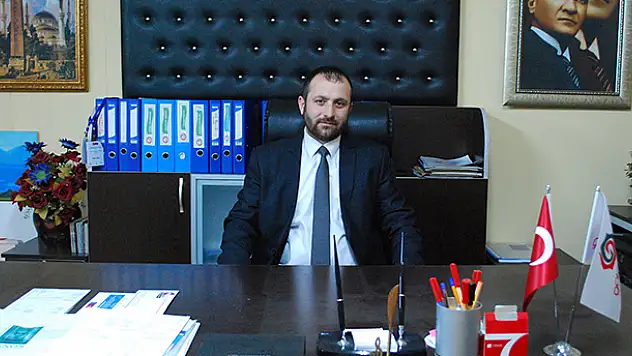 Herkes elini taşın  altına koymalı