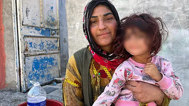 Herkesin gözü önünde dayak yiyen kadından şaşırtan sözler