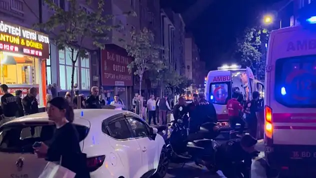 Hesap kavgası...Sandalyeler havada uçuştu: 2 yaralı
