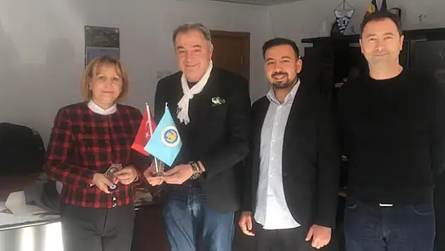 Heyet mutlu döndü