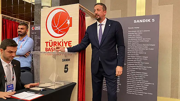 Hidayet Türkoğlu 3. kez başkan seçildi