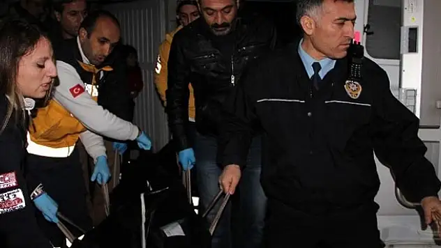 Hırsız Vahşeti: Boğazını Ve Bileklerini Kesip Altınlarını Çaldılar