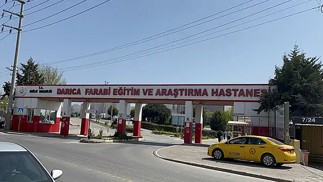 Hırsızlar elektrik kablolarını çaldı, yoğun bakım ve diyalizdeki 52 hasta başka hastaneye nakledildi