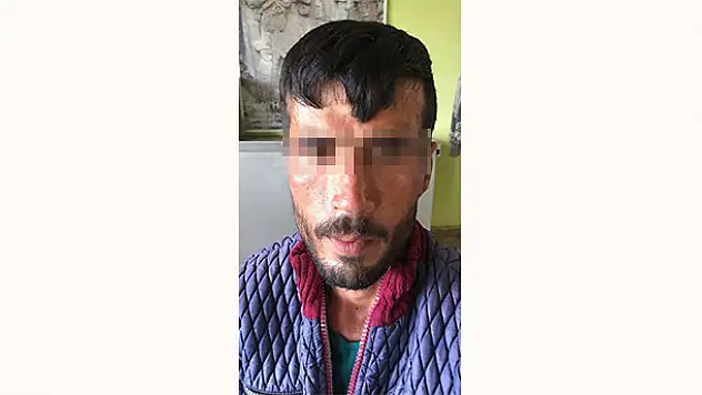 Hırsızlık şüphelisi kendi eviymiş gibi eşyaları sattı