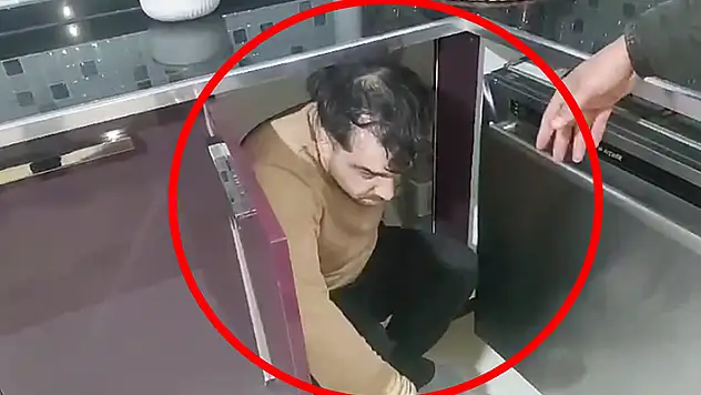 Hırsızlık ve gasp şüphelilerine operasyonda 9 tutuklama 1'i mutfak dolabında yakalandı
