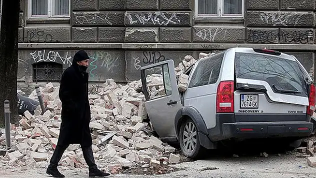 Hırvatistan'da 5,3 büyüklüğünde deprem