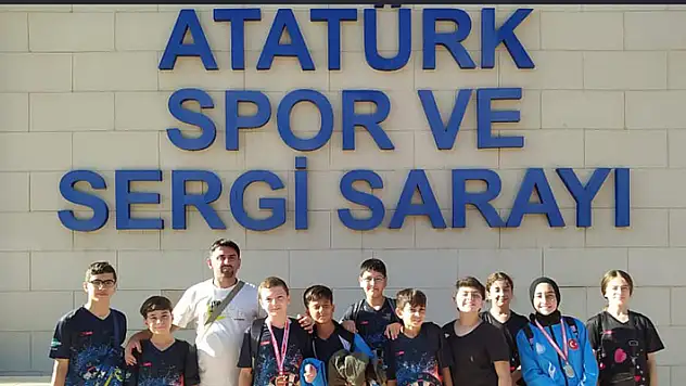 Hisar Gençlik Kulübü dartta ilk 3'e girdi