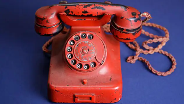 Hitler'in telefonu 243 bin dolara satıldı