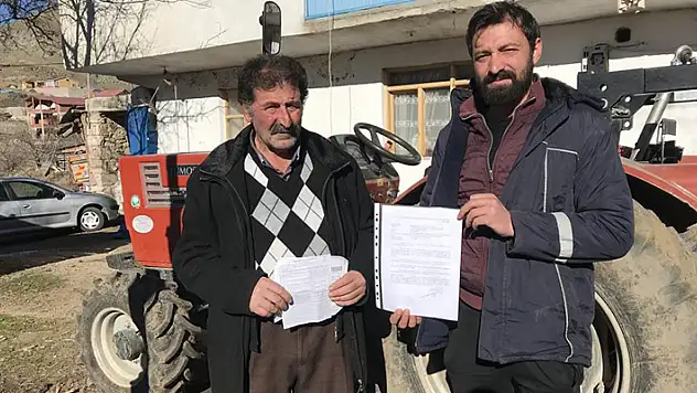 Hız göstergesi 30 kilometreyi geçmeyen traktörüyle 105 kilometre hız yapmaktan ceza yedi
