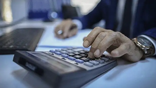 Hizmet üretim endeksi yıllık yüzde 2,5 arttı