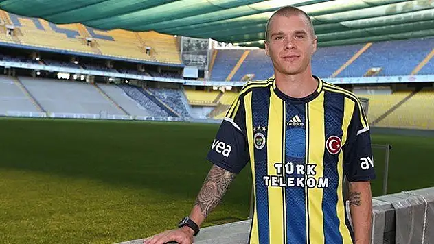 Hoca ikna oldu Holmen geliyor