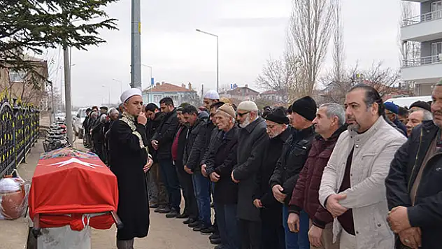 Hollanda'da öldürülen kadının cenazesi Konya'da toprağa verildi