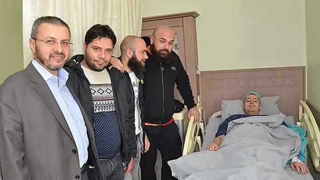 Hollandalı genç Karaman'da sünnet oldu