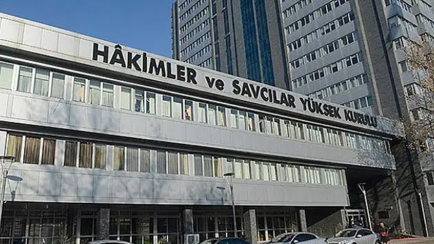 HSYK 156 hakim ve savcının görev yerini değiştirdi