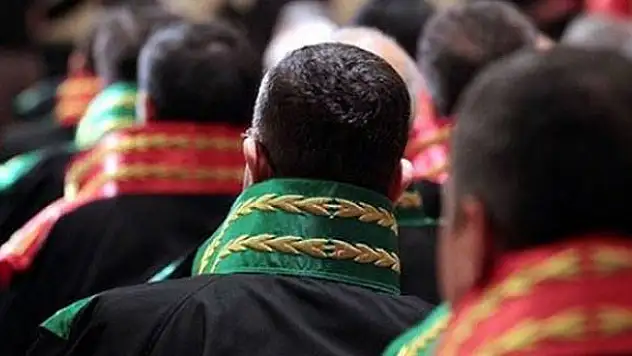 HSYK yaz kararnamesi yayınlandı